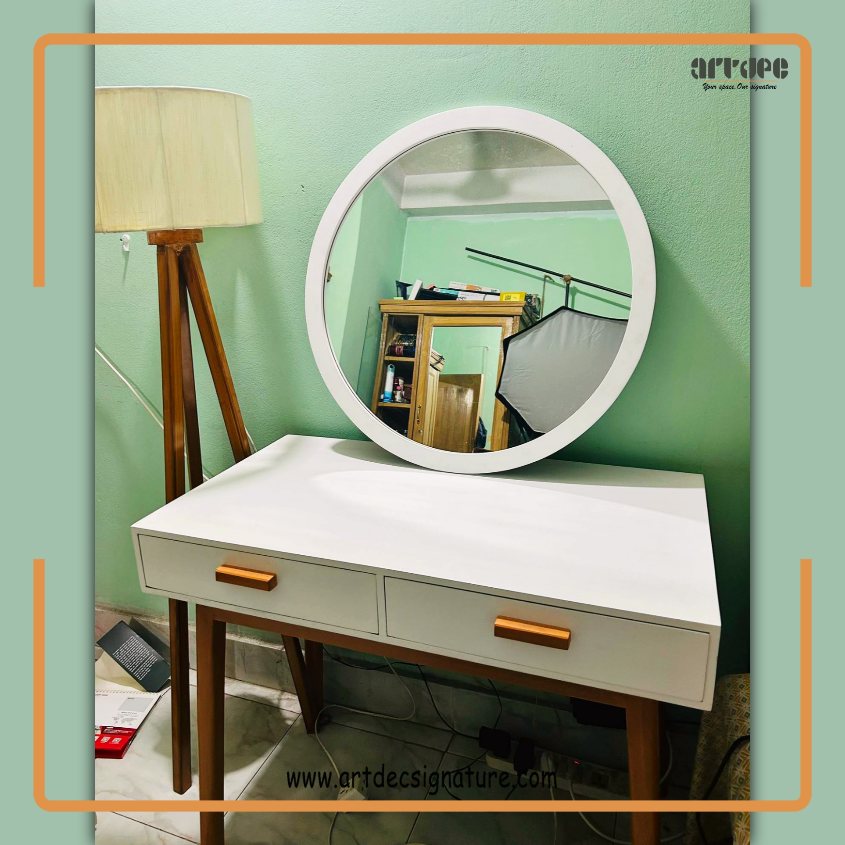 Table, Mirror & Lamp (combo)